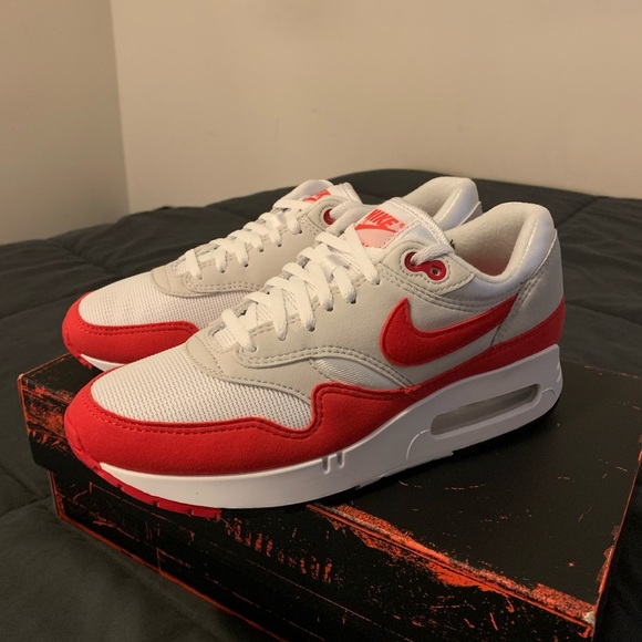 Women’s AirMax 1 big bubble size 7.5 - Picture 2 of 3